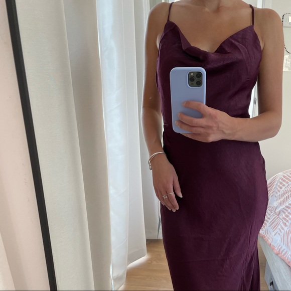 Lulu’s Purple Gown - Picture 6 of 6